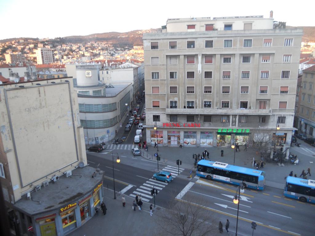 B&B International Trieste Exterior photo