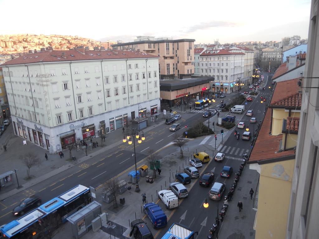 B&B International Trieste Exterior photo